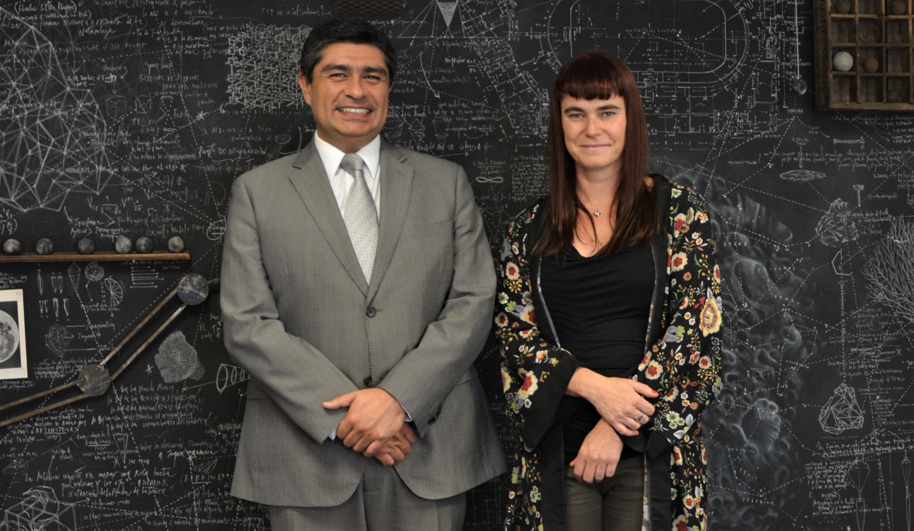 Ministro Felipe Sabando se reunió con directora del programa Explora Natalia Mackenzie