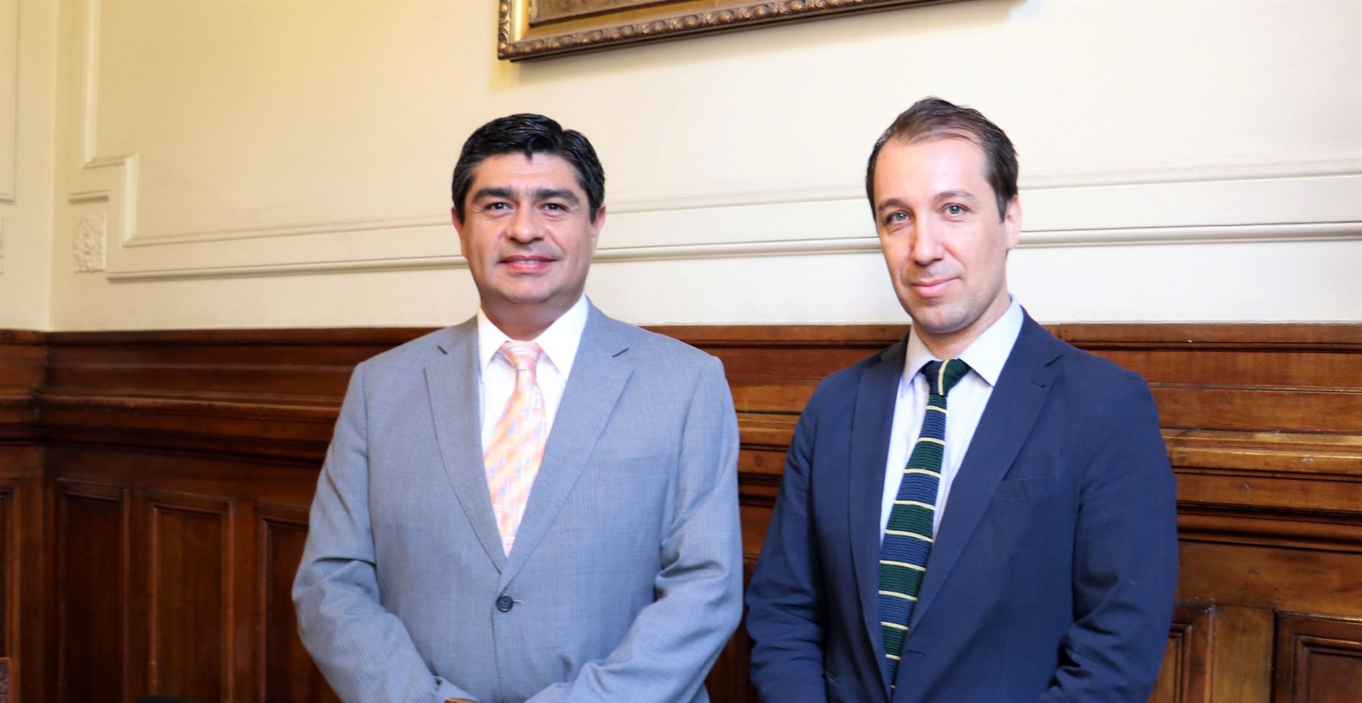 Ministro Felipe Sabando se reunió con el director nacional de Patrimonio Cultural, Carlos Maillet