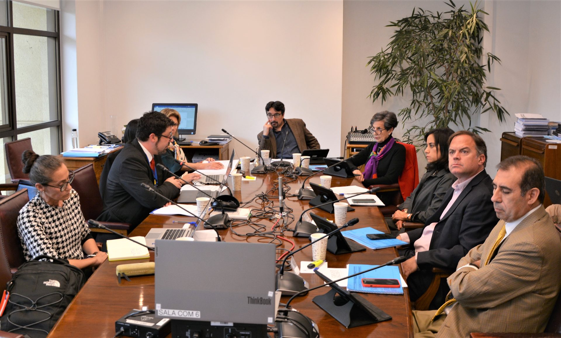Tribunal expuso ante Comisión de Medio Ambiente del Senado por proyecto que busca reconocer el olor como contaminante en la Ley N°19.300
