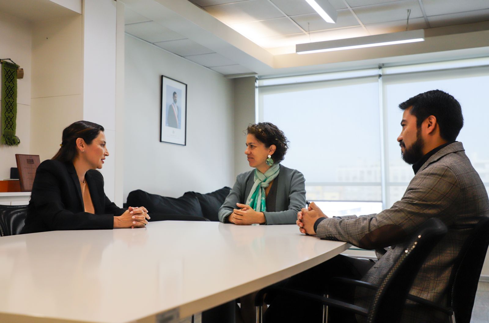 Ministra presidenta del Tribunal, Marcela Godoy, entregó saludo protocolar a la ministra del Medio Ambiente, Maisa Rojas