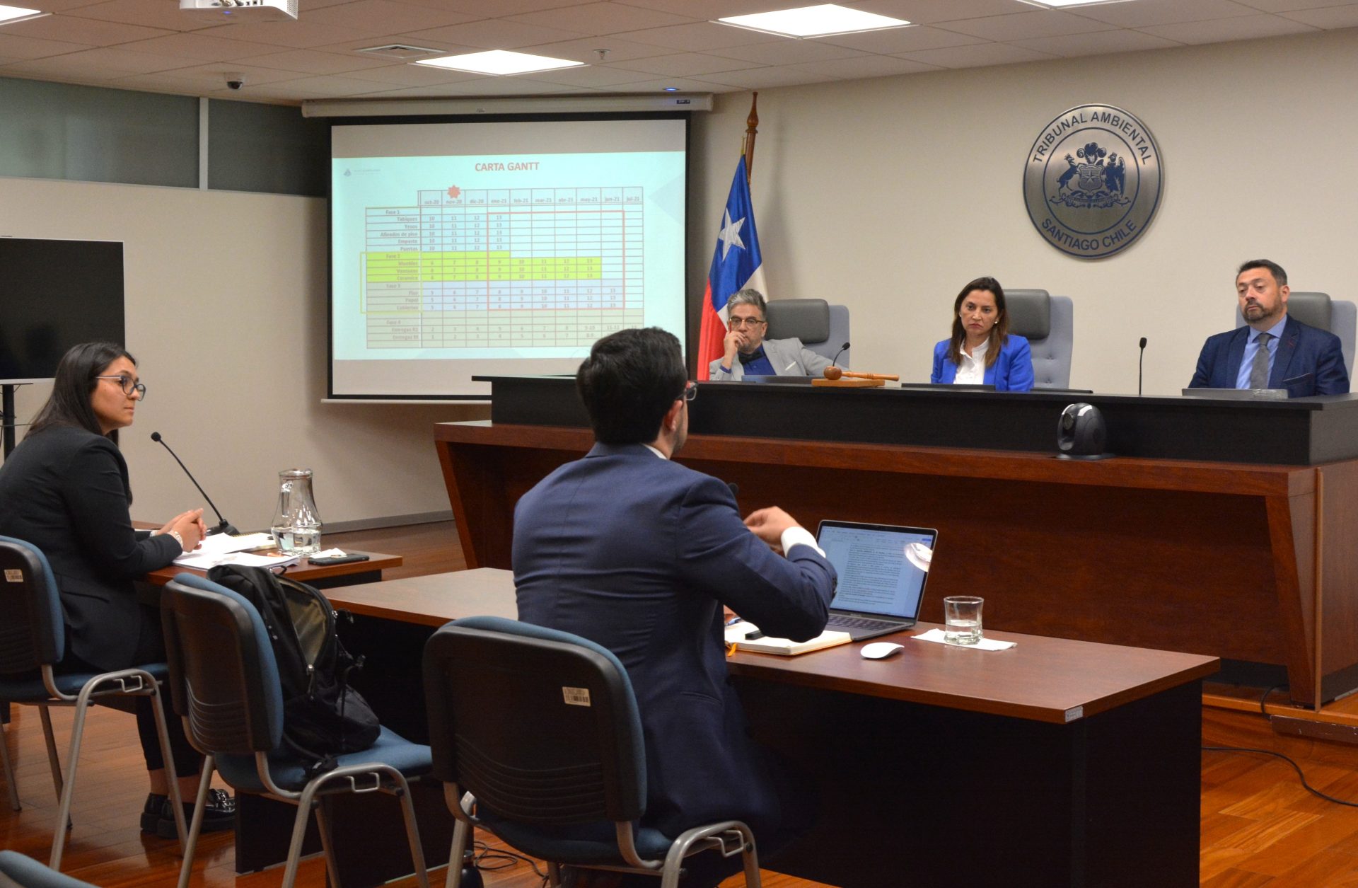 Tribunal llevó a cabo audiencia en reclamación de empresa constructora por rechazo de la SMA a programa de cumplimiento
