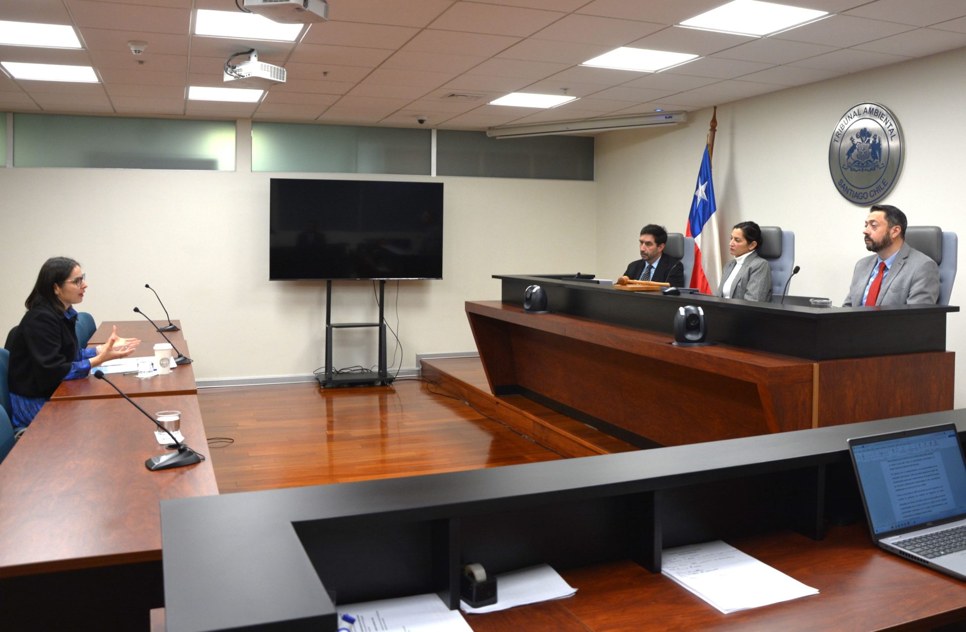 Tribunal realizó audiencia en reclamación de restobar ubicado en algarrobo contra multa ordenada por la SMA por infracción a la norma de ruidos