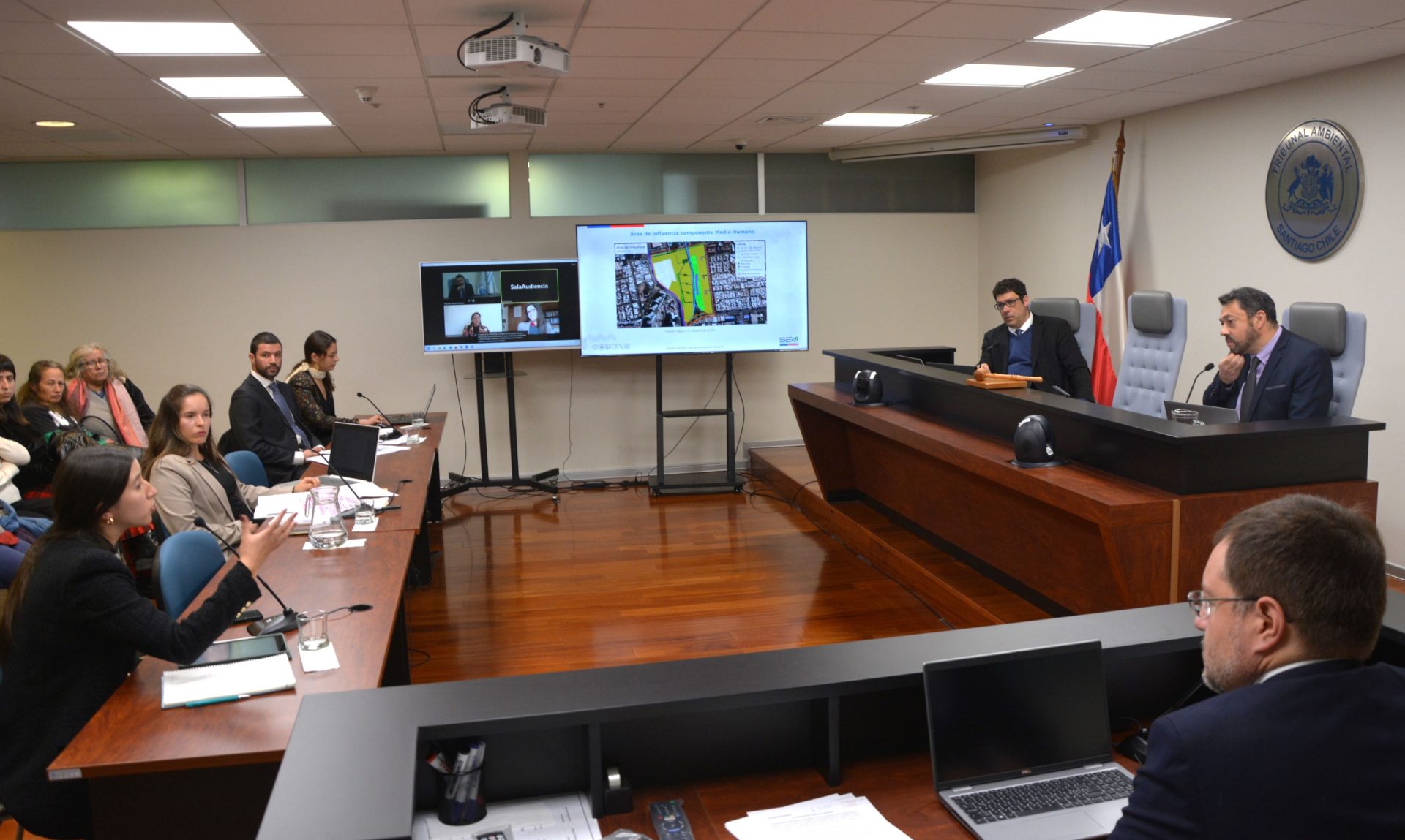 Tribunal realizó audiencia en dos reclamaciones que buscan anular la RCA que aprobó al proyecto “Centro Comercial Mall Vivo Santiago Etapa II”